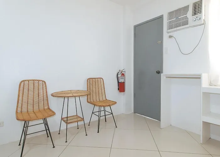 Reddoorz At Fat J Apartelle Mactan