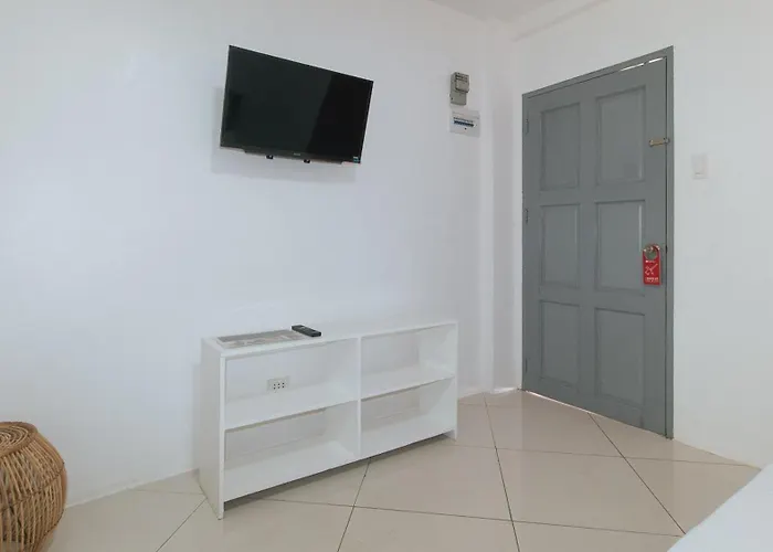 Reddoorz At Fat J Apartelle Mactan Hotell 3*